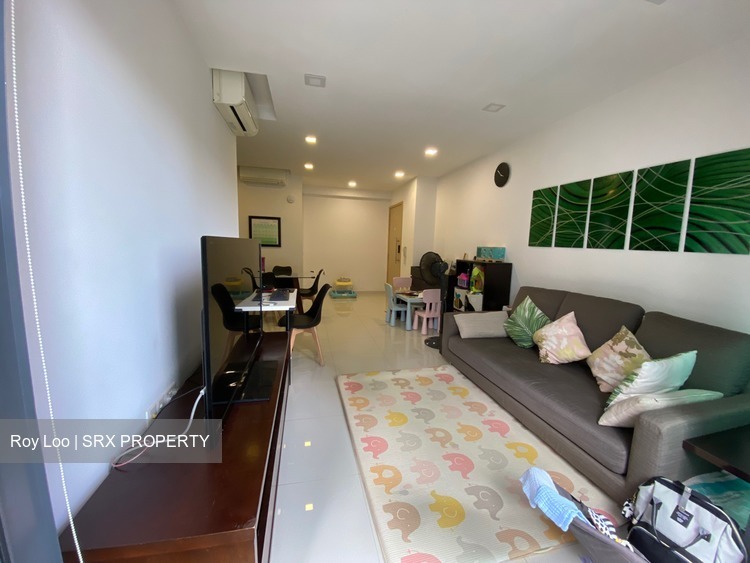 Esparina Residences thumbnail photo